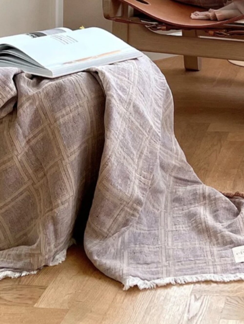 Elvang Dalhia throw blanket cotton linen